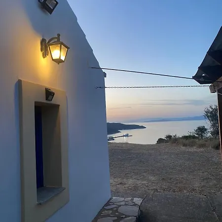 Vakantiehuis Kalamitsi House 1 *