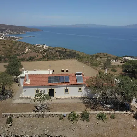 Vakantiehuis Kalamitsi House 1 *