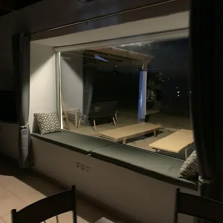 Kalamitsi House 1 *