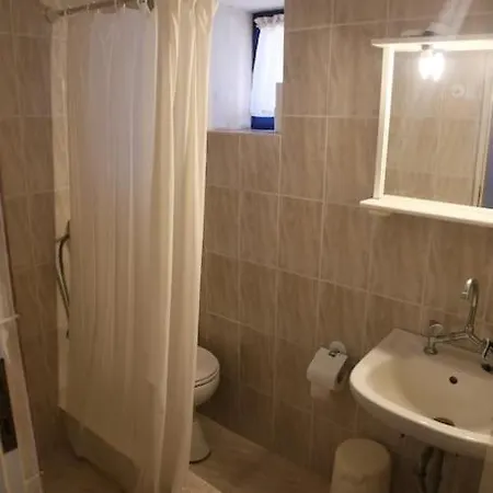 Kalamitsi House 1 *